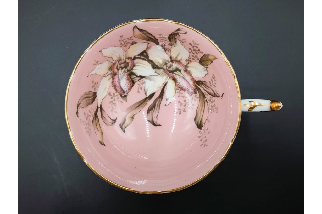 イギリス製　PARAGON(パラゴン)　ピンク　オーキッド(蘭)柄が上品なカップ&ソーサー　(R-087213)