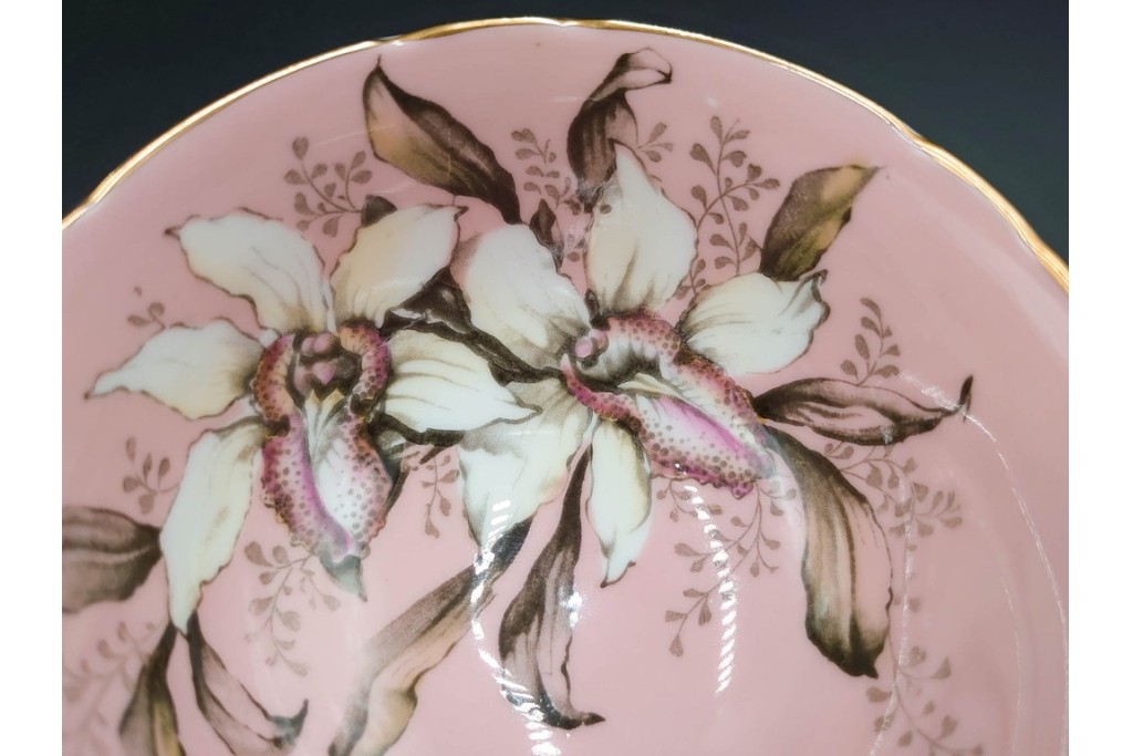 イギリス製　PARAGON(パラゴン)　ピンク　オーキッド(蘭)柄が上品なカップ&ソーサー　(R-087213)