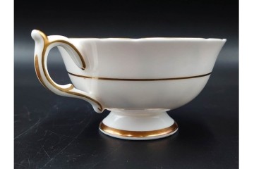 イギリス製　PARAGON(パラゴン)　ピンク　オーキッド(蘭)柄が上品なカップ&ソーサー　(R-087213)