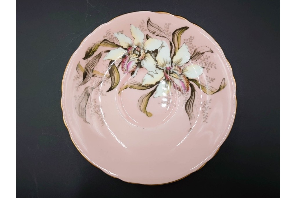 イギリス製　PARAGON(パラゴン)　ピンク　オーキッド(蘭)柄が上品なカップ&ソーサー　(R-087213)