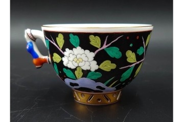 ハンガリー　ヘレンド(HEREND)　マカオシリーズ　シノワズリ　マンダリンの意匠が印象的なカップ&ソーサー　(R-087214)