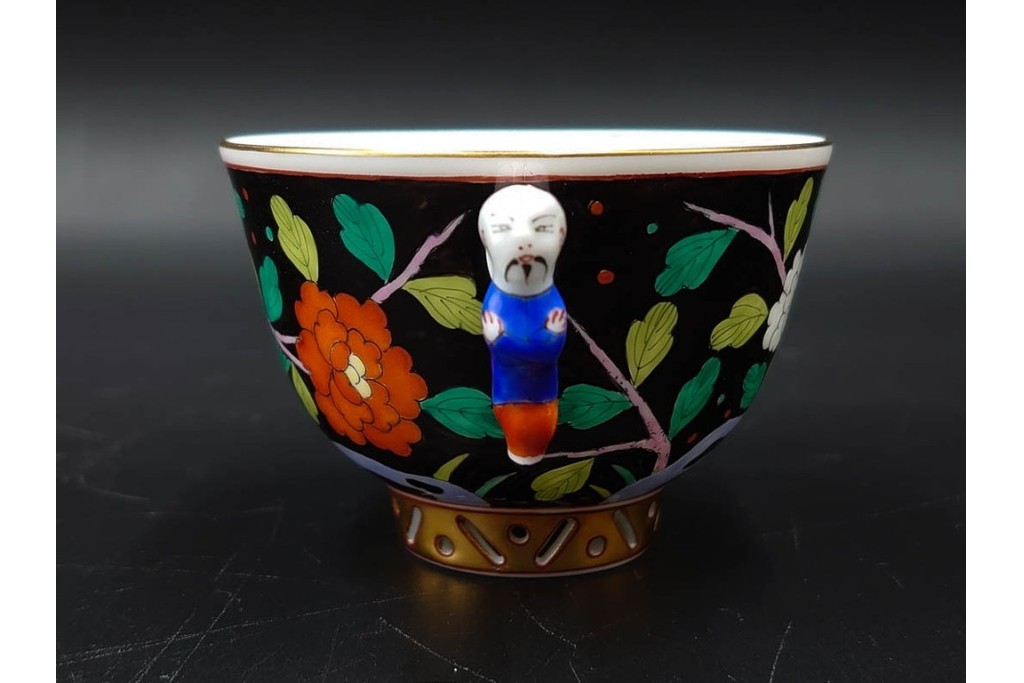 ハンガリー　ヘレンド(HEREND)　マカオシリーズ　シノワズリ　マンダリンの意匠が印象的なカップ&ソーサー　(R-087214)