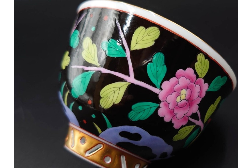 ハンガリー　ヘレンド(HEREND)　マカオシリーズ　シノワズリ　マンダリンの意匠が印象的なカップ&ソーサー　(R-087214)