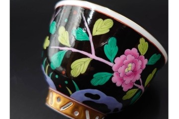 ハンガリー　ヘレンド(HEREND)　マカオシリーズ　シノワズリ　マンダリンの意匠が印象的なカップ&ソーサー　(R-087214)