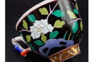 ハンガリー　ヘレンド(HEREND)　マカオシリーズ　シノワズリ　マンダリンの意匠が印象的なカップ&ソーサー　(R-087214)