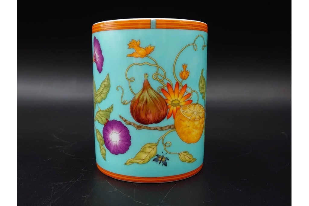 フランス　HERMES(エルメス)　シエスタアイランドシリーズ　彩り豊かな意匠が美しいマグカップ&プレート　(R-087215)