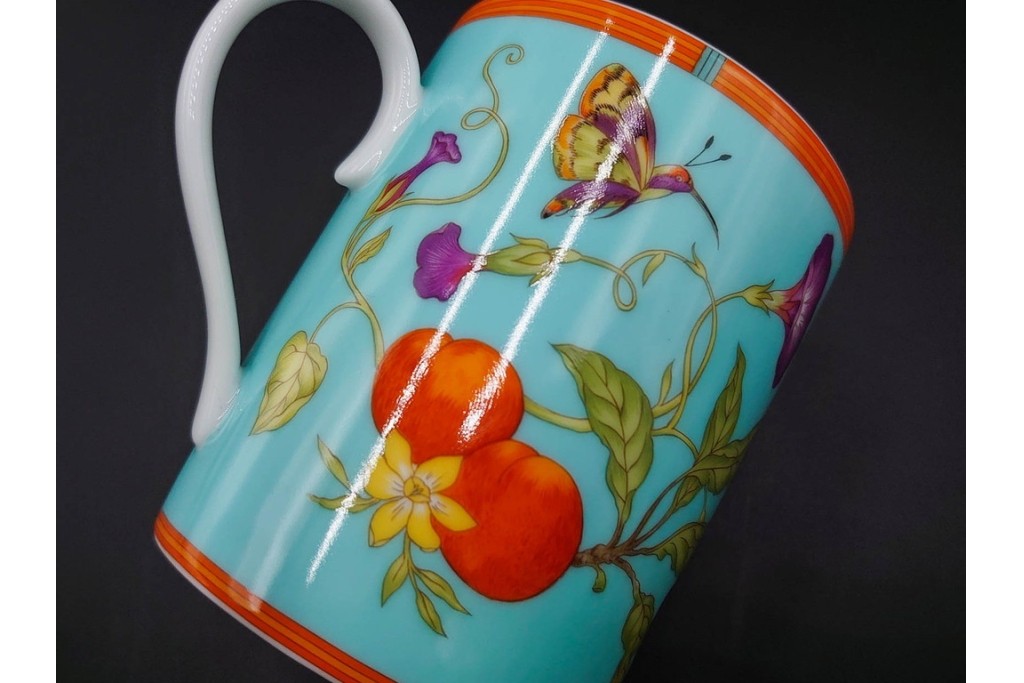 フランス　HERMES(エルメス)　シエスタアイランドシリーズ　彩り豊かな意匠が美しいマグカップ&プレート　(R-087215)