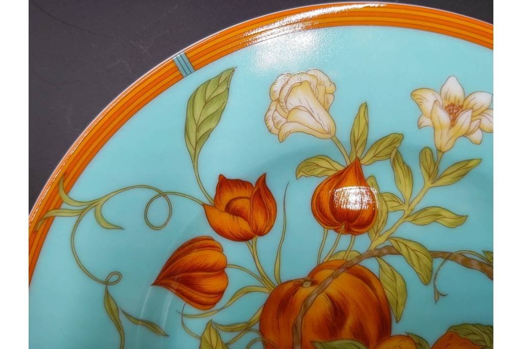 フランス　HERMES(エルメス)　シエスタアイランドシリーズ　彩り豊かな意匠が美しいマグカップ&プレート　(R-087215)