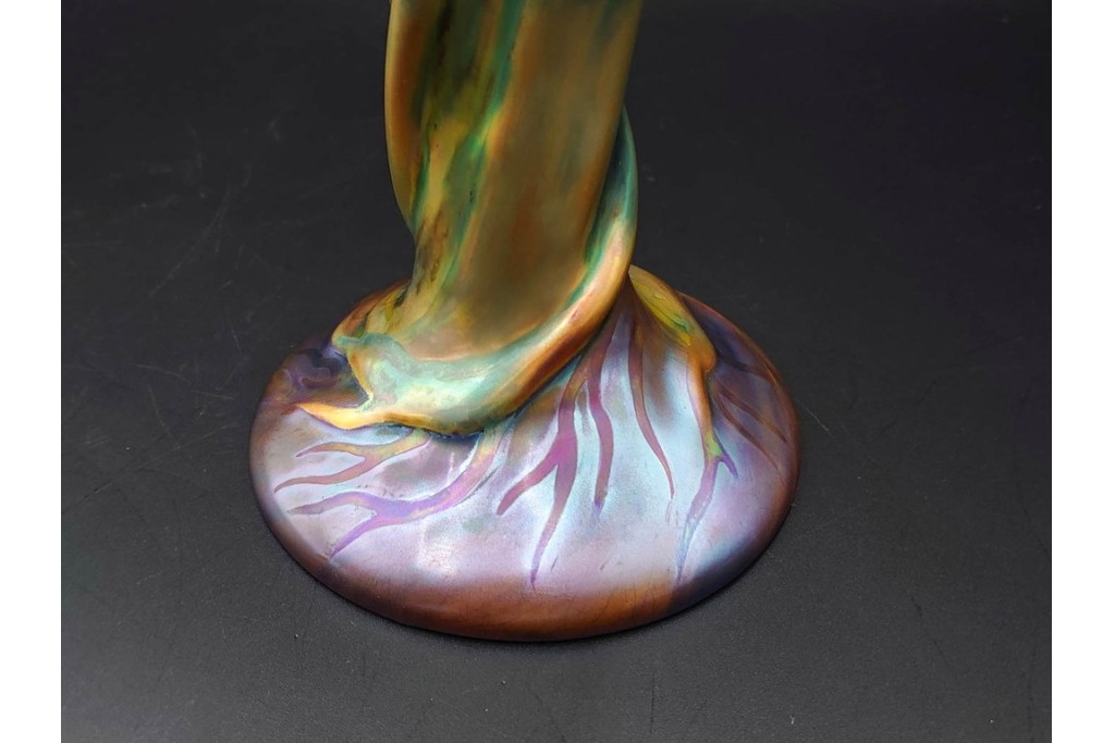 ハンガリー　Zsolnay(ジョルナイ)　エオシン釉?　高さ約28cm　チューリップの意匠が印象的な花瓶　(R-087216)