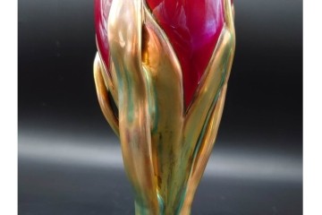 ハンガリー　Zsolnay(ジョルナイ)　エオシン釉?　高さ約28cm　チューリップの意匠が印象的な花瓶　(R-087216)