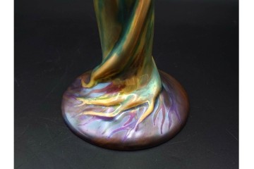 ハンガリー　Zsolnay(ジョルナイ)　エオシン釉?　高さ約28cm　チューリップの意匠が印象的な花瓶　(R-087216)