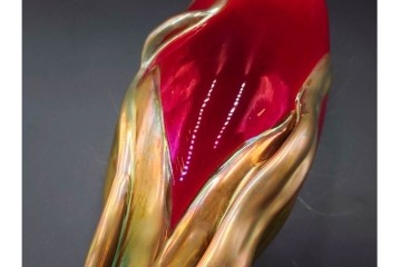 ハンガリー　Zsolnay(ジョルナイ)　エオシン釉?　高さ約28cm　チューリップの意匠が印象的な花瓶　(R-087216)