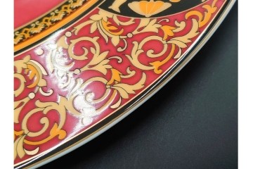 イタリア　VERSACE(ヴェルサーチェ)　Rosenthal(ローゼンタール)　メデューサモチーフのカップ&ソーサー(ロー)・プレートセット　(R-087217)