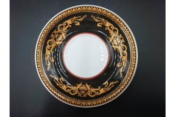 イタリア　VERSACE(ヴェルサーチェ)　Rosenthal(ローゼンタール)　メデューサモチーフのカップ&ソーサー(ロー)・プレートセット　(R-087217)