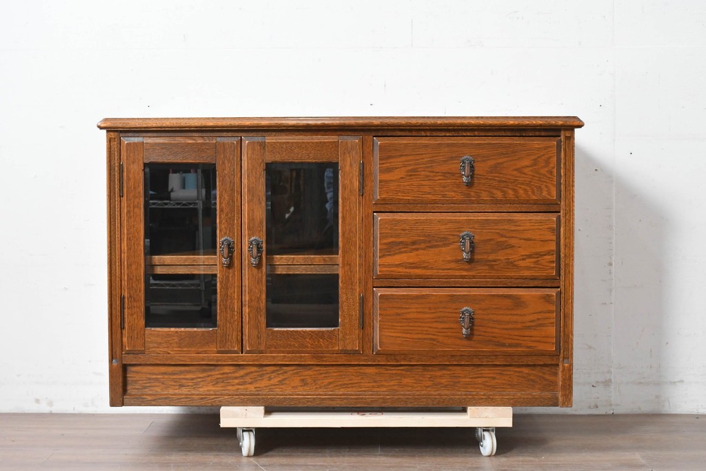 中古　美品　希少な廃番品　三越家具(現カントリーハウス)　Brugge(ブルージュ)　落ち着いたデザインのテレビボード　(R-087224)