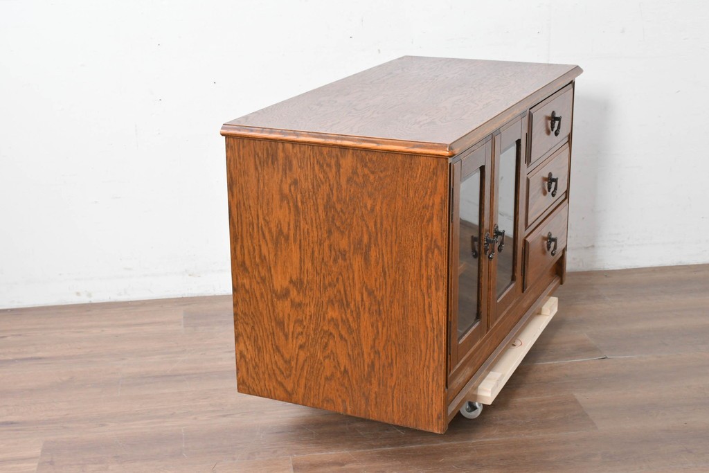 中古　美品　希少な廃番品　三越家具(現カントリーハウス)　Brugge(ブルージュ)　落ち着いたデザインのテレビボード　(R-087224)