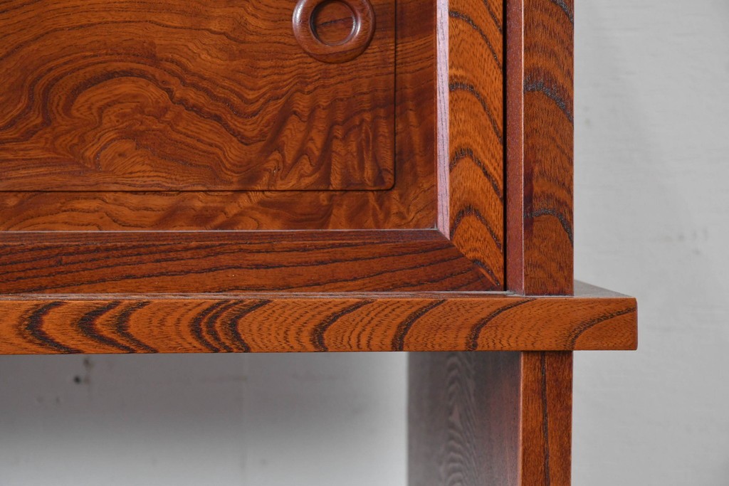 中古　美品　松本伝統指物工芸家具「穂高」　高級感漂う重厚なつくりの茶棚　定価約100万円以上　(R-087225)