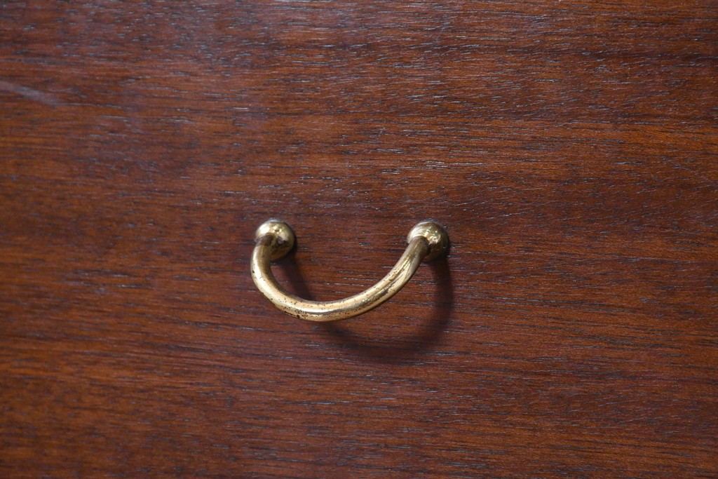 イギリスヴィンテージ　G-PLAN(ジープラン) BBシリーズ　Tola&Black(トーラ&ブラック)　スタイリッシュなミッドセンチュリーデザインのサイドボード　(R-087226)