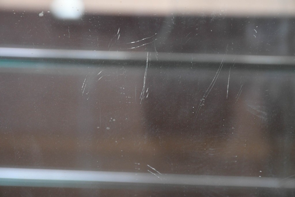 中古　美品　希少!!　アルド・トゥーラ(ALDO TURA)　仔山羊革(ゴートスキン)張りの照明付きミラーバックキャビネット　(R-087227)