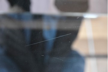 中古　美品　希少!!　アルド・トゥーラ(ALDO TURA)　仔山羊革(ゴートスキン)張りの照明付きミラーバックキャビネット　(R-087227)