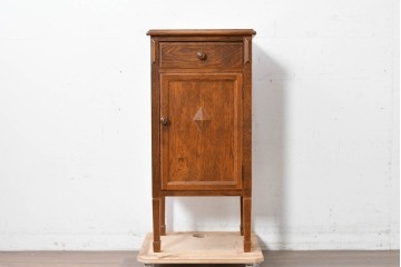 中古　美品　三越家具(現カントリーハウス)　Brugge(ブルージュ)　シンプルながら収納力のあるサイドキャビネット　(R-087229)