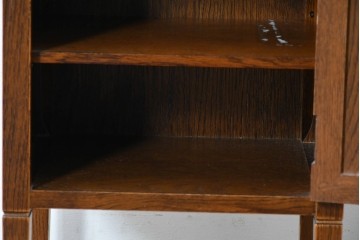 中古　美品　三越家具(現カントリーハウス)　Brugge(ブルージュ)　シンプルながら収納力のあるサイドキャビネット　(R-087229)