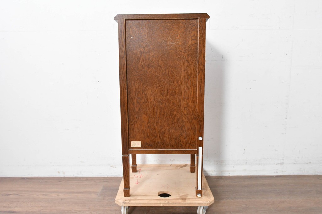 中古　美品　三越家具(現カントリーハウス)　Brugge(ブルージュ)　シンプルながら収納力のあるサイドキャビネット　(R-087229)