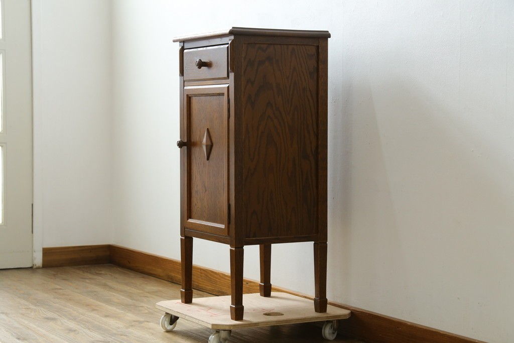 中古　美品　三越家具(現カントリーハウス)　Brugge(ブルージュ)　シンプルながら収納力のあるサイドキャビネット　(R-087229)