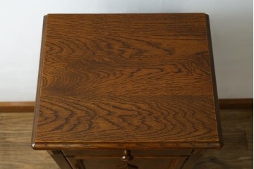 中古　美品　三越家具(現カントリーハウス)　Brugge(ブルージュ)　シンプルながら収納力のあるサイドキャビネット　(R-087229)