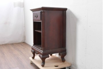 アメリカヴィンテージ　猫脚の引き出し付きナイトテーブル　(R-087230)