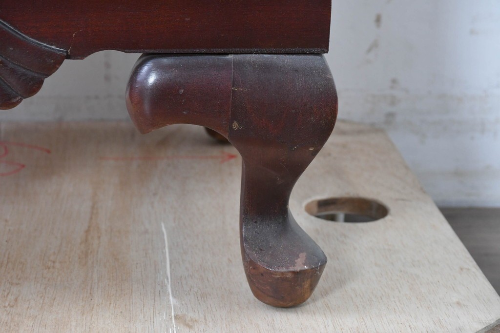 アメリカヴィンテージ　猫脚の引き出し付きナイトテーブル　(R-087230)