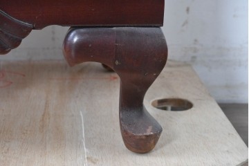 アメリカヴィンテージ　猫脚の引き出し付きナイトテーブル　(R-087230)