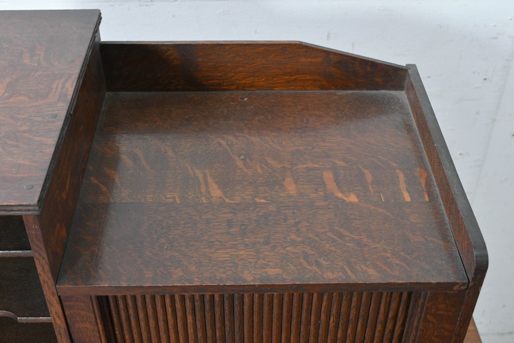 和製アンティーク　ナラ材　木目豊かなシャッター付き小引き出し　(R-087231)