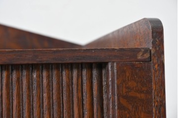 和製アンティーク　ナラ材　木目豊かなシャッター付き小引き出し　(R-087231)