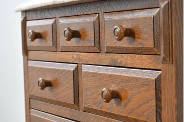 中古　美品　三越家具(現カントリーハウス)　Brugge(ブルージュ)　楢(ナラ)材　天板大理石　上品な大理石天板のクラシックチェスト　(R-087233)