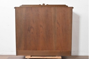 中古　希少な廃番品!　三越家具(現カントリーハウス)　Brugge(ブルージュ)　アーチガラス扉と装飾金具が美しいキャビネット　(R-087235)