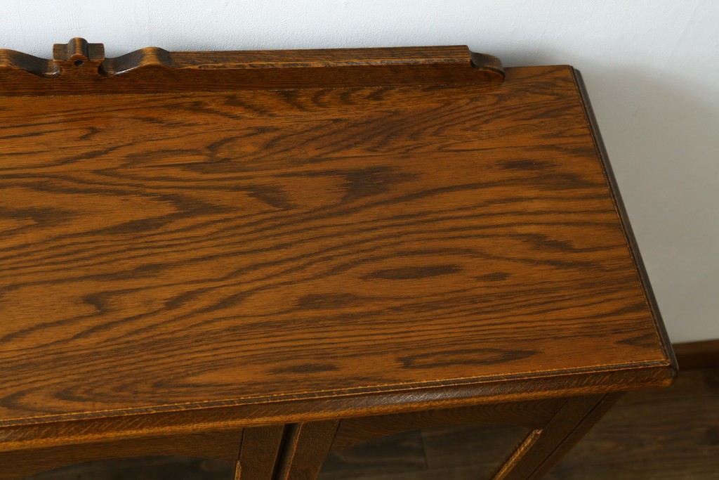 中古　希少な廃番品!　三越家具　COUNTRY HOUSE(カントリーハウス)　Brugge(ブルージュ)　アーチガラス扉と装飾金具が美しいサイドボードキャビネット　(R-087235)