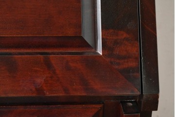 中古　国産職人手作り　深みのある赤褐色の木色が美しいライティングビューロー (R-087236)