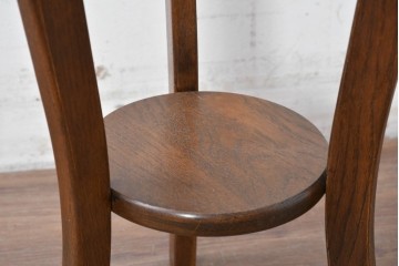 中古　カントリーハウス　優美な曲線脚のサイドテーブル　(R-087237)