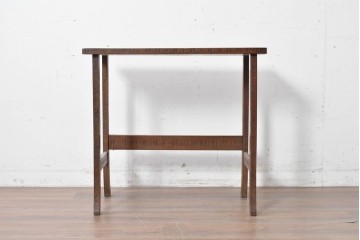 和製ヴィンテージ　軽井沢彫り　桜の彫刻が施された木製テーブル　(R-087239)