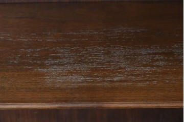 イギリスアンティーク　ソリッドウォールナット　優雅な曲線を描く猫脚のキャビネット　(R-087240)