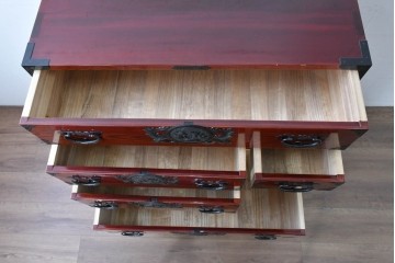 中古　美品　岩谷堂箪笥　特注!　無垢材仕様　欅(ケヤキ)材　重厚な金具の存在感が際立つ木地呂塗りの車箪笥　定価推定約150万円以上　(R-087241)