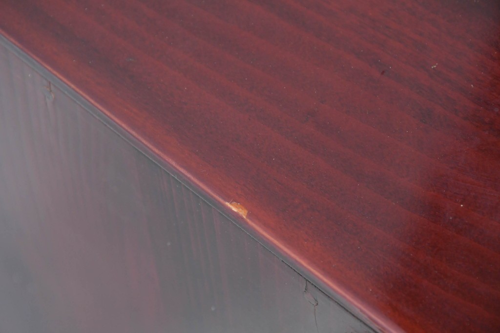 中古　美品　岩谷堂箪笥　特注!　無垢材仕様　欅(ケヤキ)材　重厚な金具の存在感が際立つ木地呂塗りの車箪笥　定価推定約150万円以上　(R-087241)