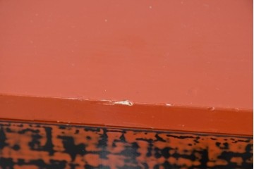 中古　美品　加茂桐箪笥　総漆塗り(朱塗り・根来風漆塗り)の雅な衣装箪笥　定価約150万円　(R-087242)