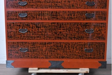 中古　美品　加茂桐箪笥　総漆塗り(朱塗り・根来風漆塗り)の雅な衣装箪笥　定価約150万円　(R-087242)