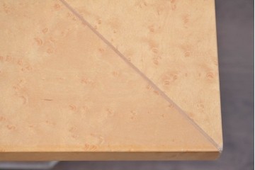 中古　SPLENDOR(スプレンダー)　バーズアイ　曲線脚と杢目の表情を楽しめる天板が魅力のなローテーブル　定価約20万円　(R-087244)