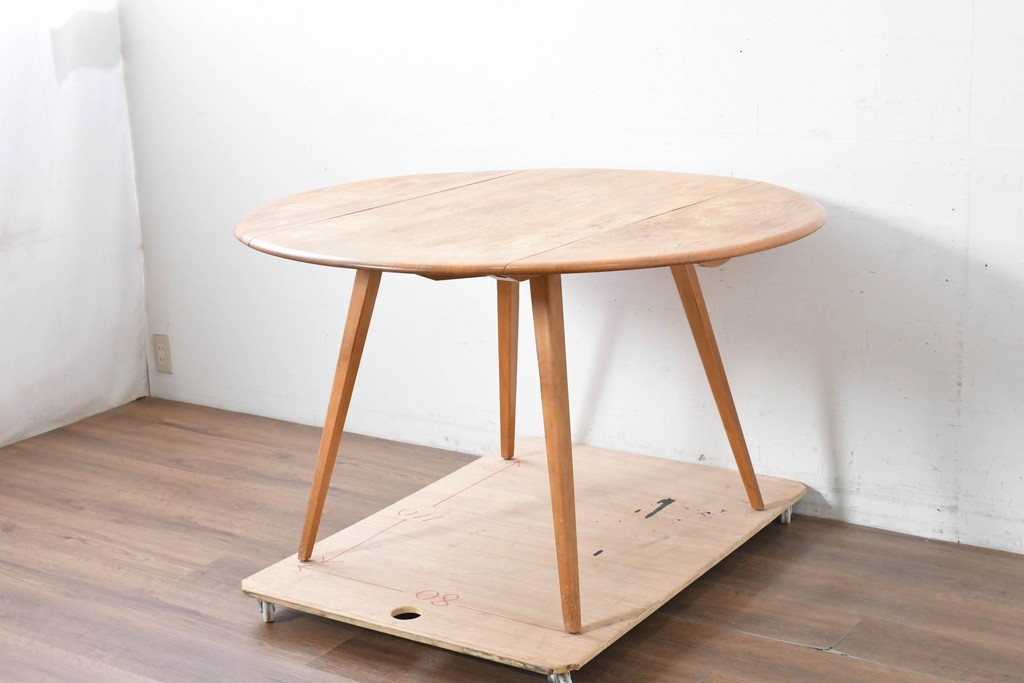 イギリスビンテージ　ERCOL(アーコール)　シンプルで扱いやすいドロップリーフテーブル　(R-087245)