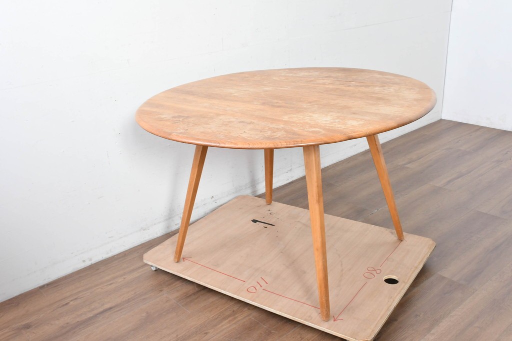 イギリスビンテージ　ERCOL(アーコール)　シンプルで扱いやすいドロップリーフテーブル　(R-087245)