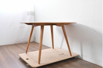 イギリスビンテージ　ERCOL(アーコール)　シンプルで扱いやすいドロップリーフテーブル　(R-087245)