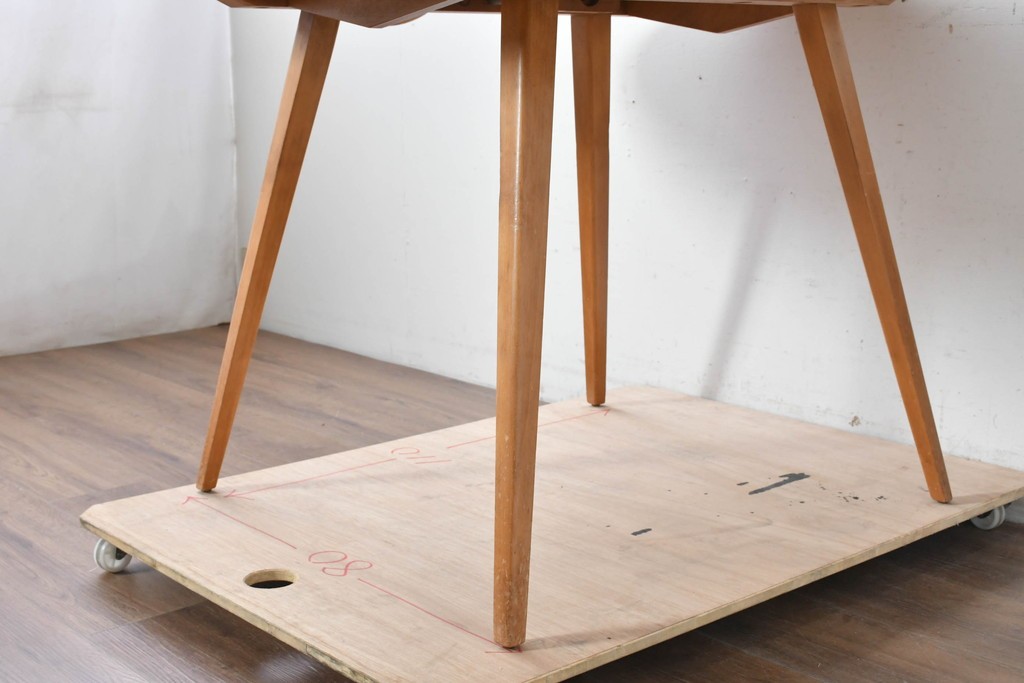 イギリスビンテージ　ERCOL(アーコール)　シンプルで扱いやすいドロップリーフテーブル　(R-087245)